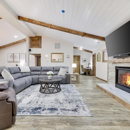 Whiskey Pines Retreat! Single Level Home, Outdoor Firepit, Ac, Bbq! Sleeps 9 In Lake Harmony! Exterior foto