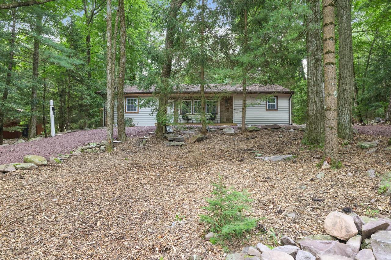 Holiday home Whiskey Pines Retreat! Single Level Home, Outdoor Firepit, Ac, Bbq! Sleeps 9 In Harmony!