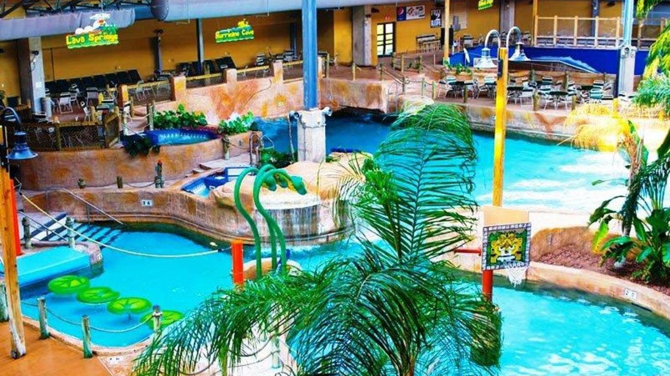 Whiskey Pines Retreat! Single Level Home, Outdoor Firepit, Ac, Bbq! Sleeps 9 In Harmony! * Lake Harmony